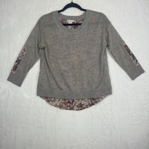 Club Monaco Split‎ back Wool Sweater with Silk Floral Underlay Gray XS Women’s